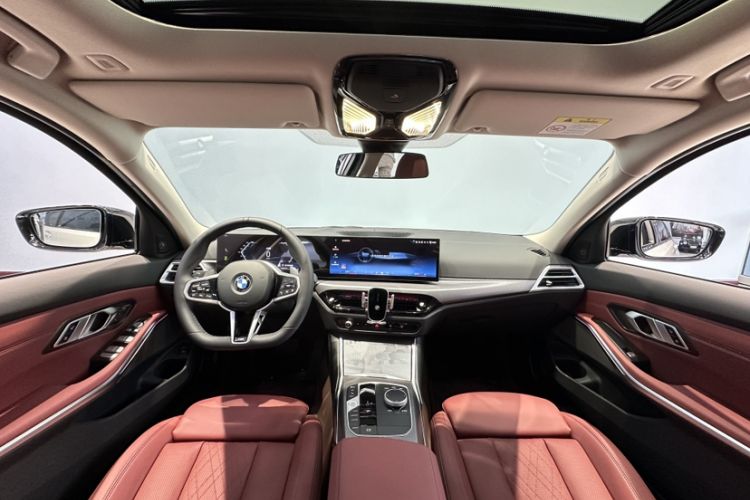 Used BMW 3 Series 2025 330Li M Sport Shadowline Package Interior 8