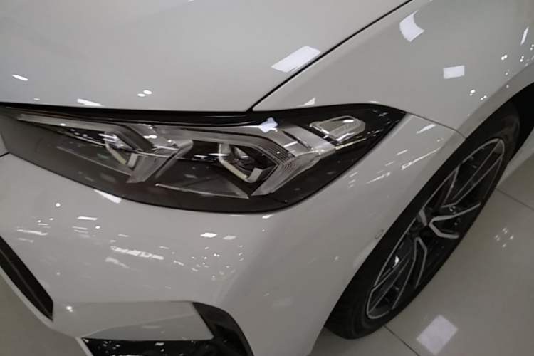 Used BMW 3 Series 2025 325Li M Sport Package Left Front Headlight