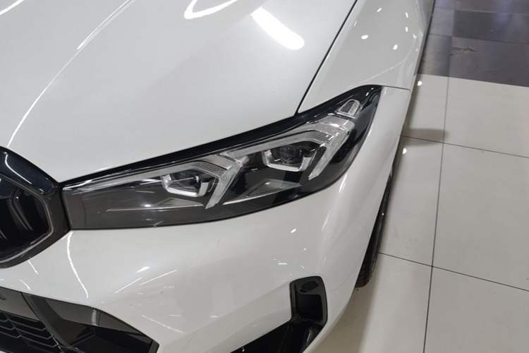 Used BMW 3 Series 2025 330Li M Sport Shadowline Package Left Front Headlight