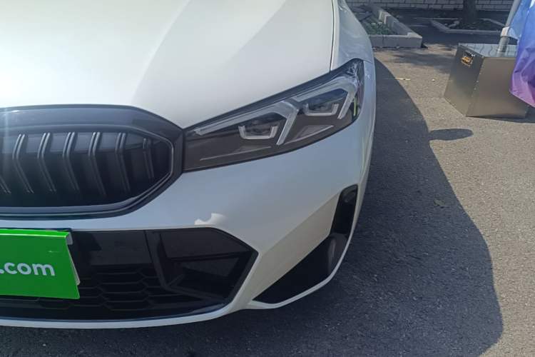 Used BMW 3 Series 2025 330Li M Sport Shadowline Package Left Front Headlight