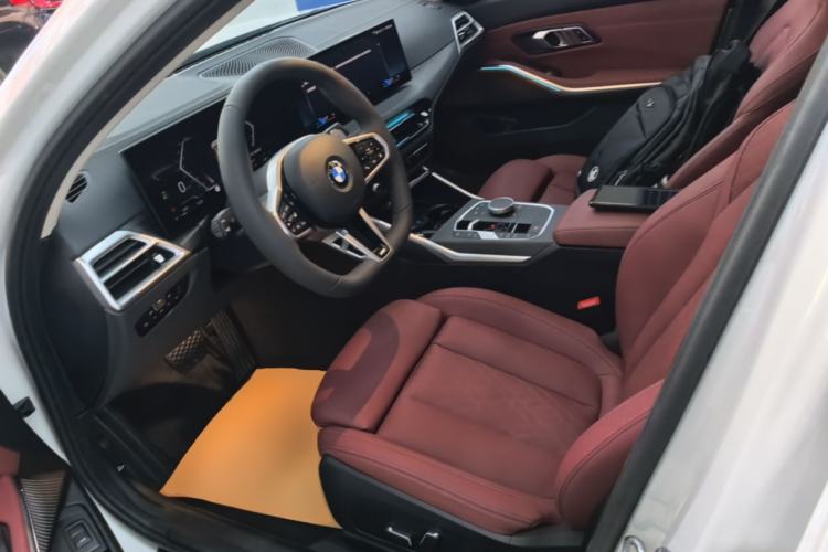 Used BMW 3 Series 2025 325Li M Sport Package Left Front Seat