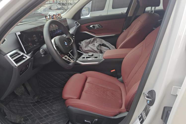 Used BMW 3 Series 2025 325Li M Sport Package Left Front Seat