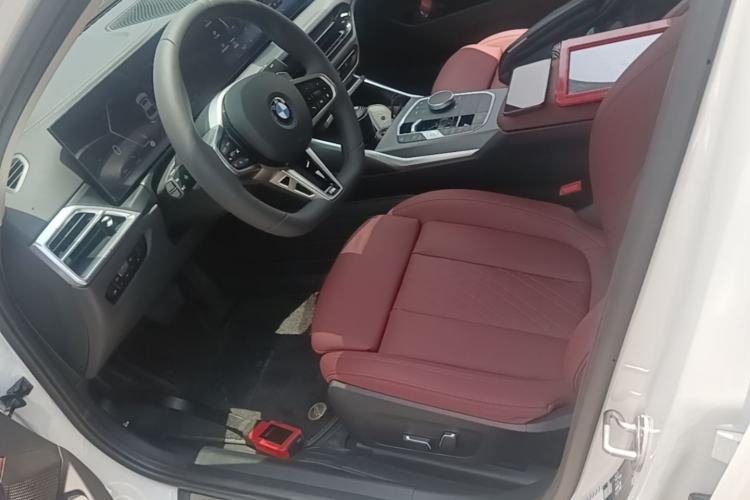 Used BMW 3 Series 2025 325i M Sport Package Left Front Seat