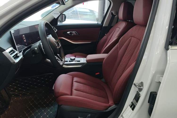 Used BMW 3 Series 2025 325Li M Sport Package Left Front Seat