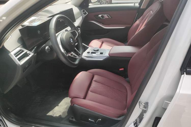 Used BMW 3 Series 2025 330Li M Sport Shadowline Package Left Front Seat