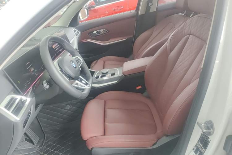 Used BMW 3 Series 2025 325Li M Sport Package Left Front Seat