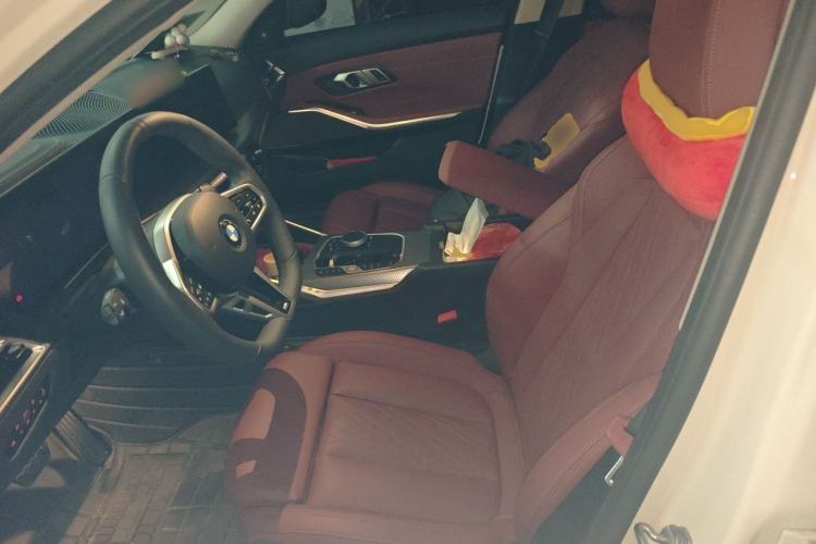 Used BMW 3 Series 2025 330i M Sport Night Edition Package Left Front Seat
