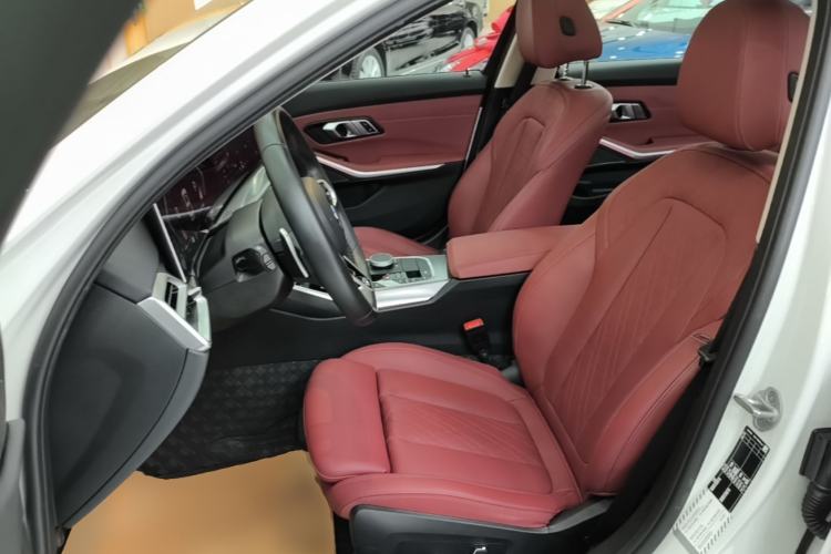 Used BMW 3 Series 2025 330Li M Sport Shadowline Package Left Front Seat