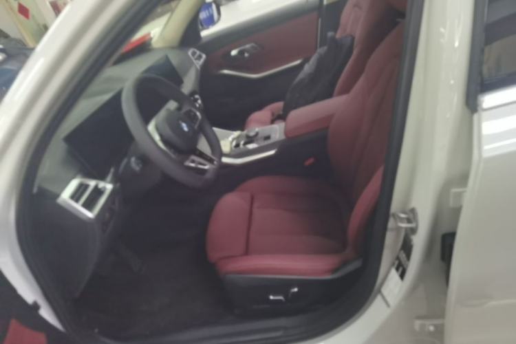Used BMW 3 Series 2025 325Li M Sport Package Left Front Seat