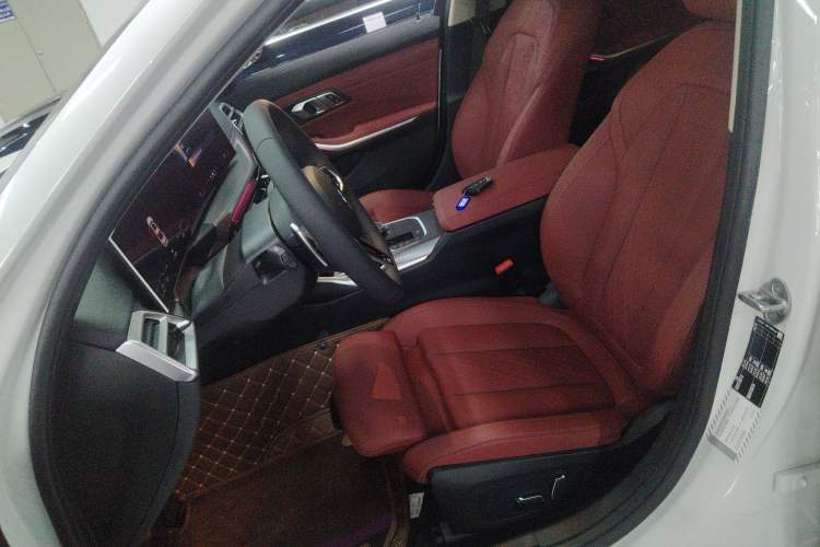 Used BMW 3 Series 2025 330Li M Sport Shadowline Package Left Front Seat