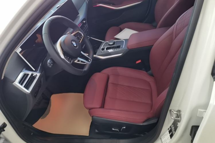 Used BMW 3 Series 2025 325Li M Sport Package Left Front Seat