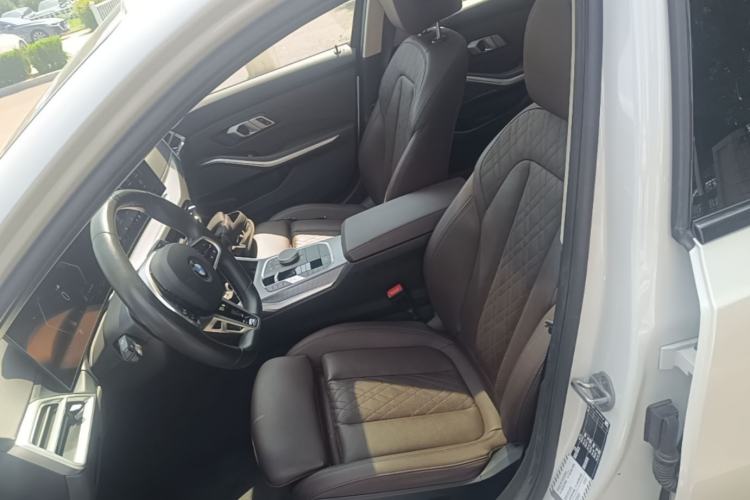 Used BMW 3 Series 2025 330Li M Sport Shadowline Package Left Front Seat