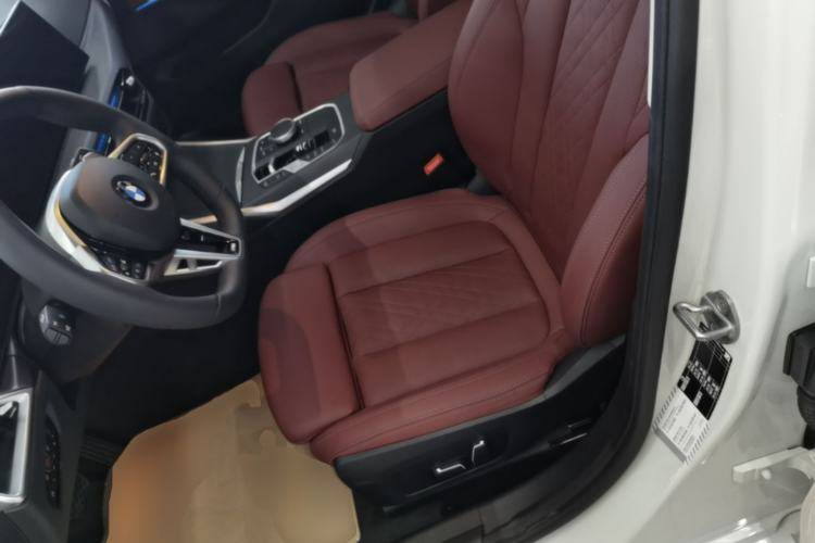 Used BMW 3 Series 2025 325Li M Sport Package Left Front Seat