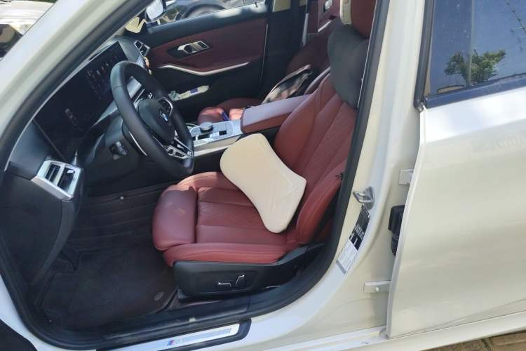 Used BMW 3 Series 2025 330Li M Sport Shadowline Package Left Front Seat
