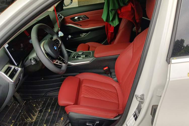 Used BMW 3 Series 2025 325Li M Sport Package Left Front Seat
