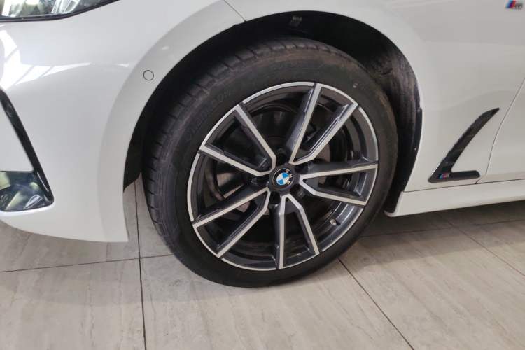 Used BMW 3 Series 2025 325Li M Sport Package Left Front Wheel Hub