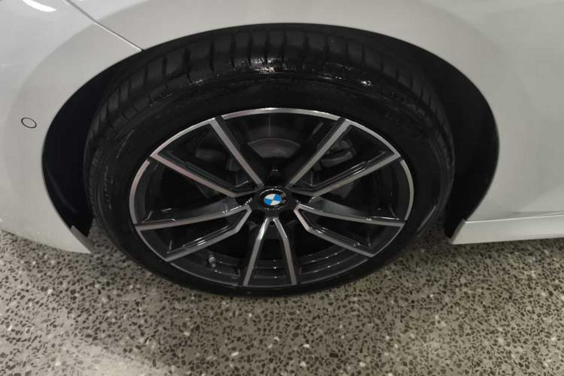 Used BMW 3 Series 2025 325Li M Sport Package Left Front Wheel Hub