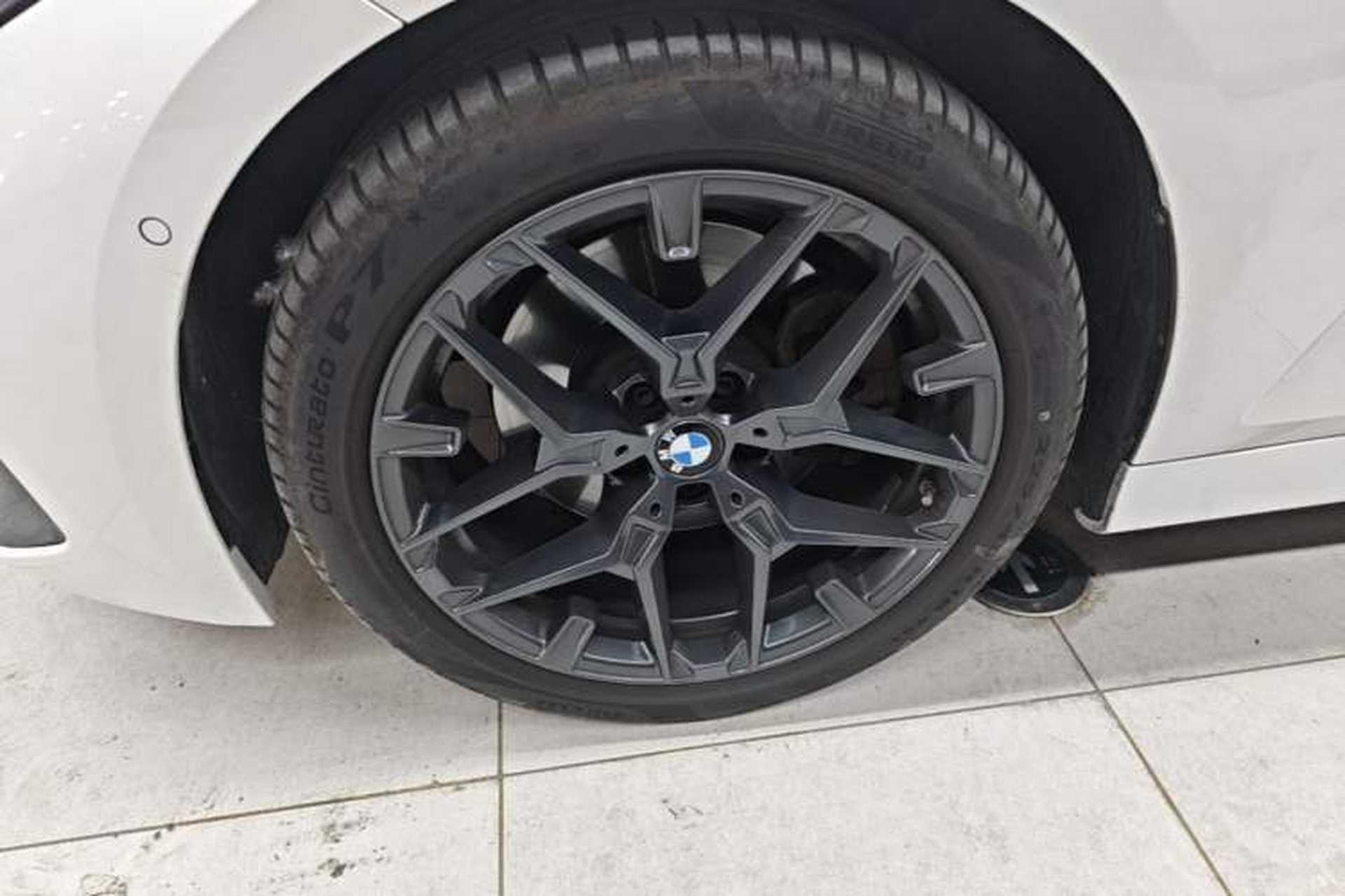 Used BMW 3 Series 2025 330Li M Sport Shadowline Package Left Front Wheel Hub