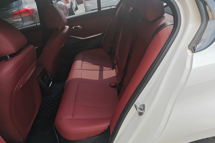 Used BMW 3 Series 2025 330i M Sport Night Edition Package Left Rear Seat