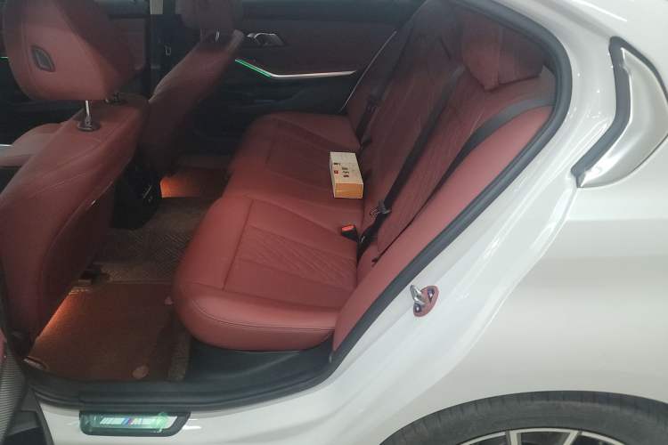 Used BMW 3 Series 2025 325Li M Sport Package Left Rear Seat