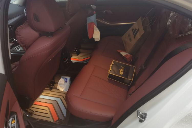 Used BMW 3 Series 2025 325Li M Sport Package Left Rear Seat