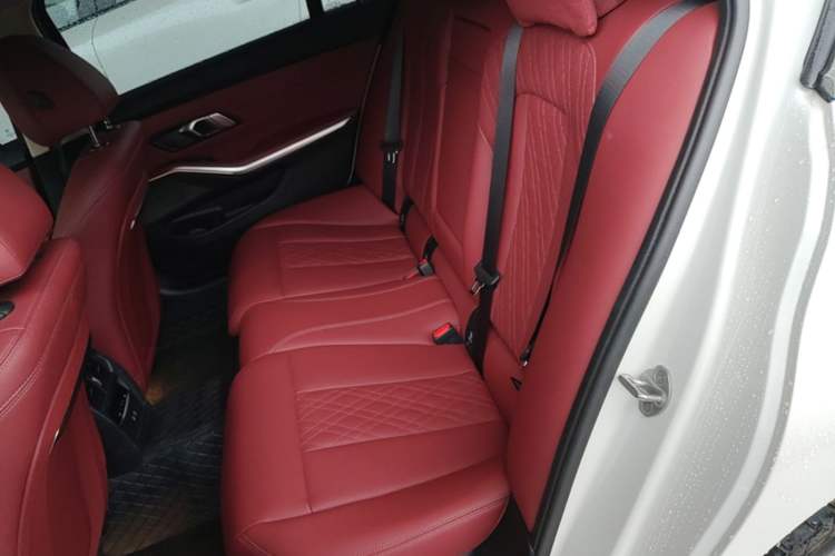 Used BMW 3 Series 2025 325Li M Sport Package Left Rear Seat