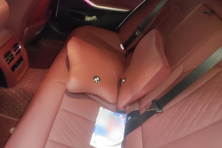 Used BMW 3 Series 2025 325i M Sport Package Left Rear Seat