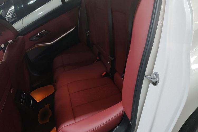 Used BMW 3 Series 2025 330Li M Sport Shadowline Package Left Rear Seat