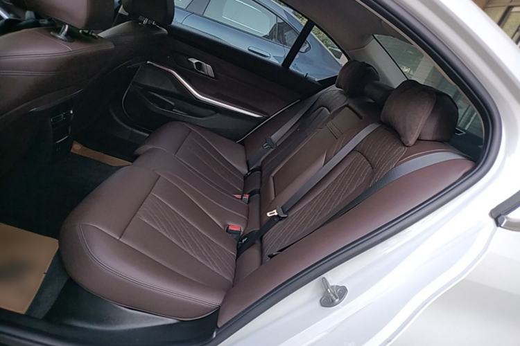 Used BMW 3 Series 2025 325Li M Sport Package Left Rear Seat