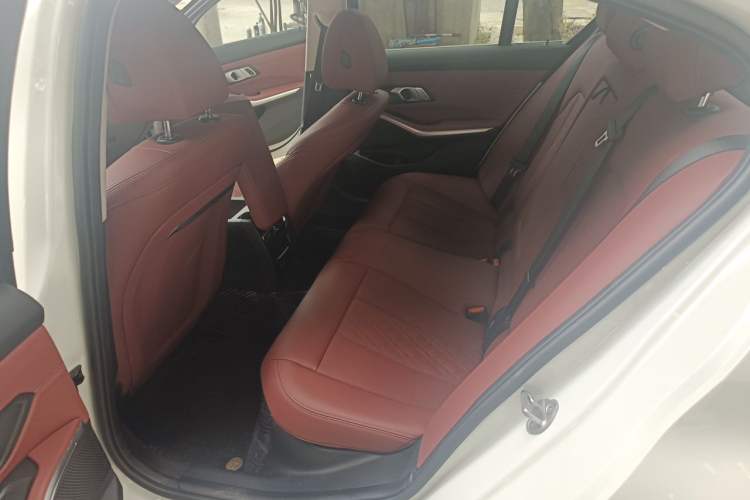 Used BMW 3 Series 2025 325i M Sport Package Left Rear Seat
