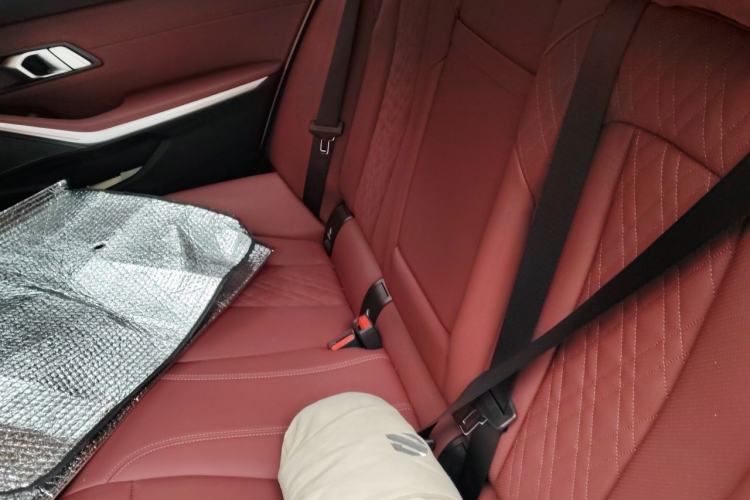Used BMW 3 Series 2025 330Li M Sport Shadowline Package Left Rear Seat