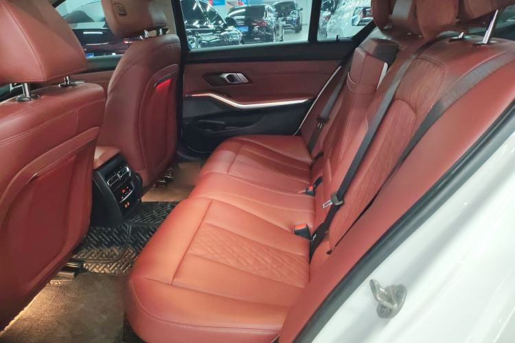 Used BMW 3 Series 2025 325Li M Sport Package Left Rear Seat