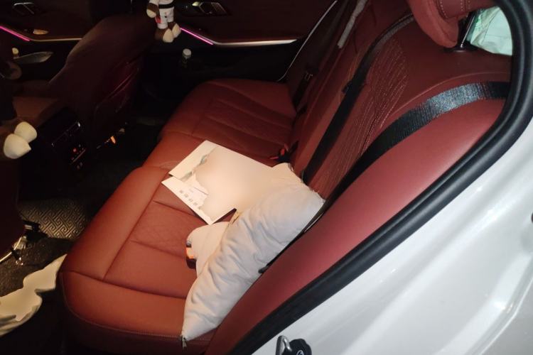 Used BMW 3 Series 2025 330Li M Sport Shadowline Package Left Rear Seat