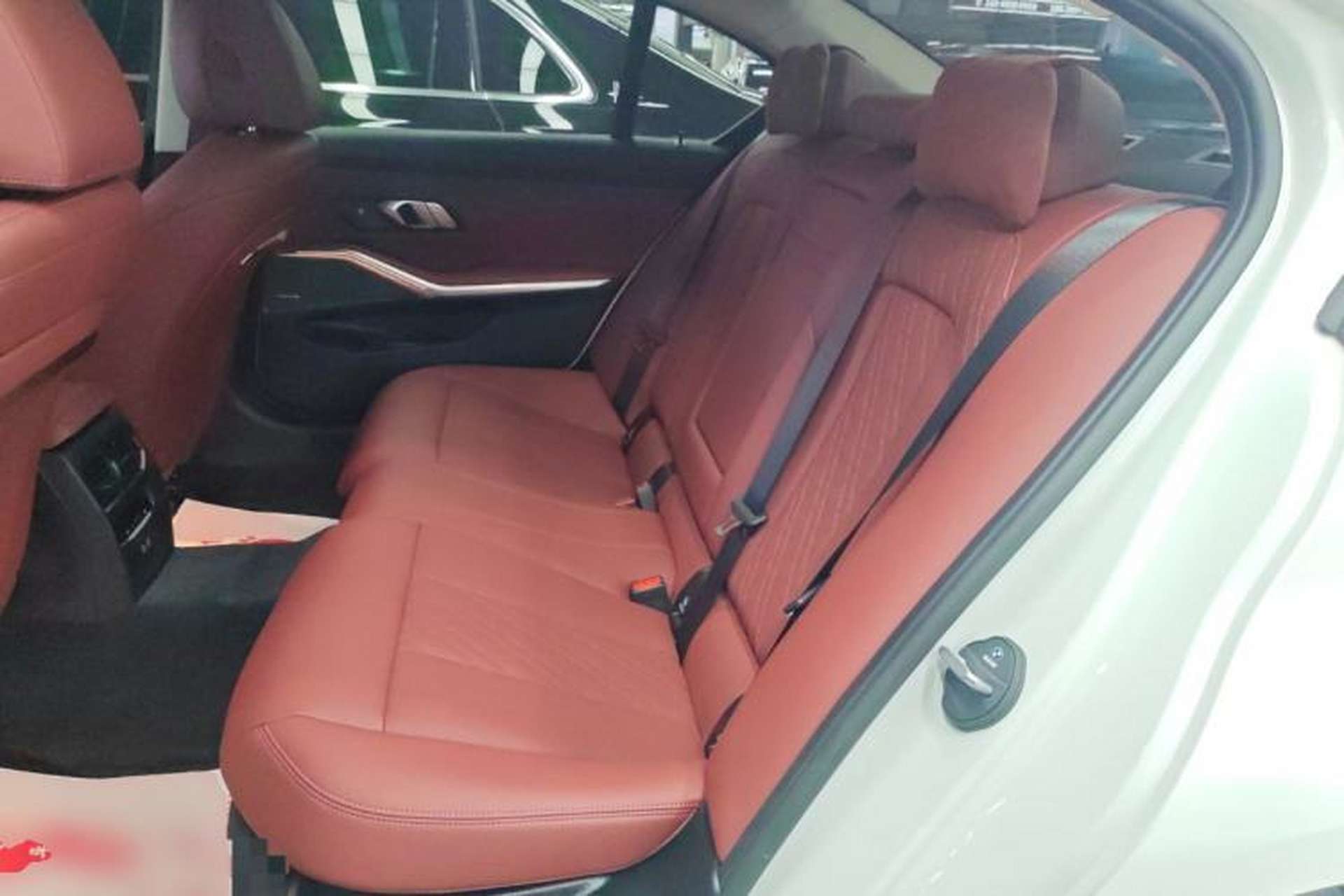 Used BMW 3 Series 2025 330Li M Sport Shadowline Package Left Rear Seat