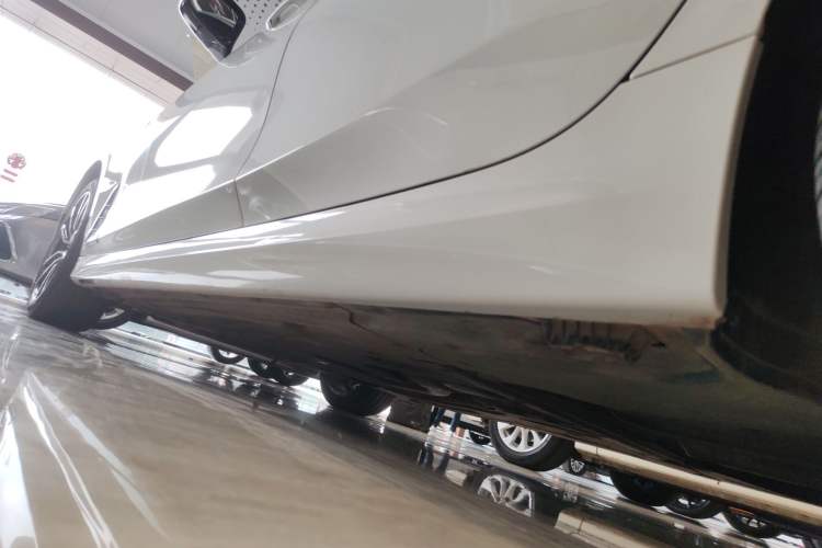 Used BMW 3 Series 2025 325Li M Sport Package Left Side Sill
