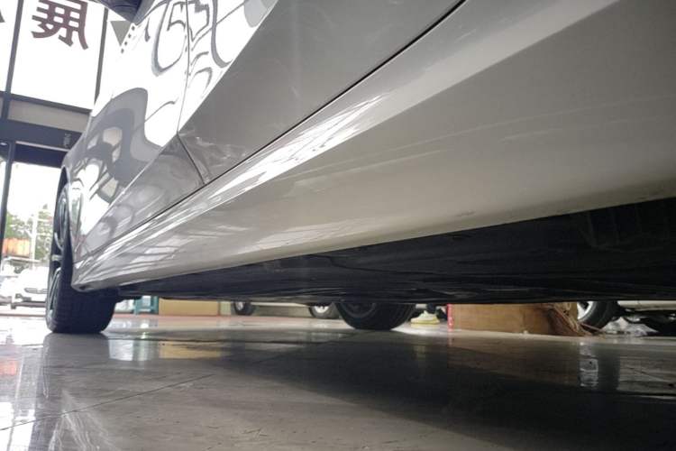 Used BMW 3 Series 2025 325i M Sport Package Left Side Sill