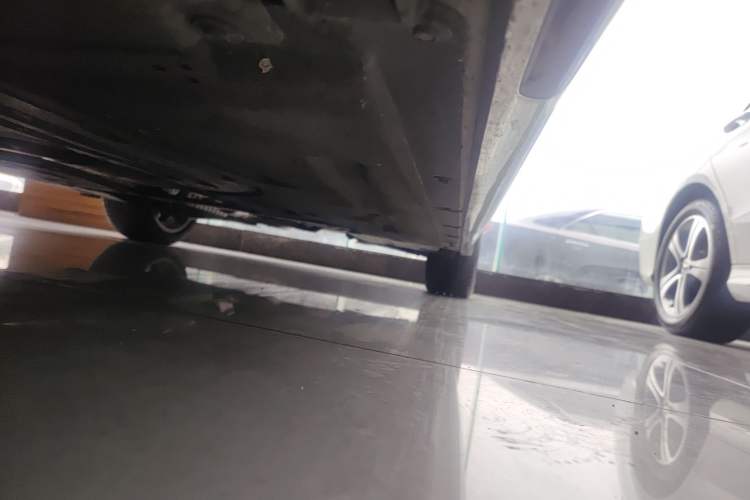 Used BMW 3 Series 2025 325Li M Sport Package Left Side Sill