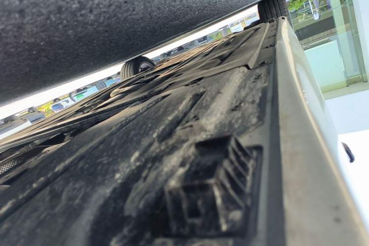 Used BMW 3 Series 2025 325Li M Sport Package Left Side Sill