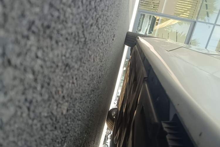 Used BMW 3 Series 2025 330Li M Sport Shadowline Package Left Side Sill
