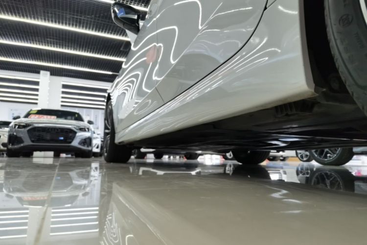 Used BMW 3 Series 2025 325Li M Sport Package Left Side Sill