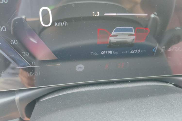 Used BMW 3 Series 2025 325Li M Sport Package Odometer Close Up