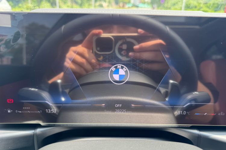 Used BMW 3 Series 2025 330Li M Sport Shadowline Package Odometer Close Up