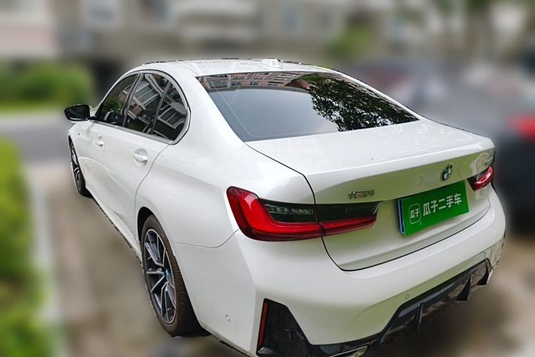 Used BMW 3 Series 2025 325i M Sport Package Rear Left 45 Deg