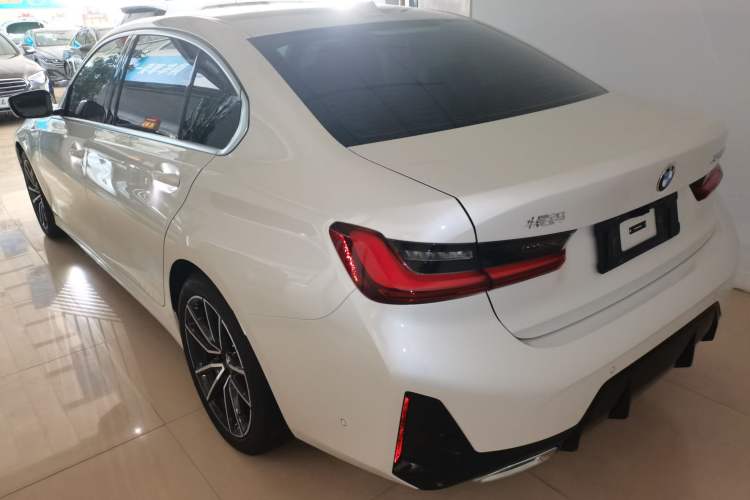 Used BMW 3 Series 2025 325Li M Sport Package Rear Left 45 Deg