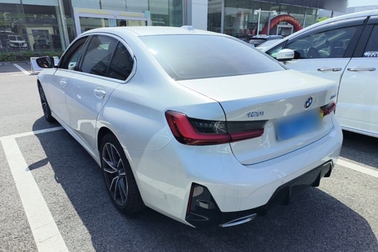 Used BMW 3 Series 2025 325Li M Sport Package Rear Left 45 Deg