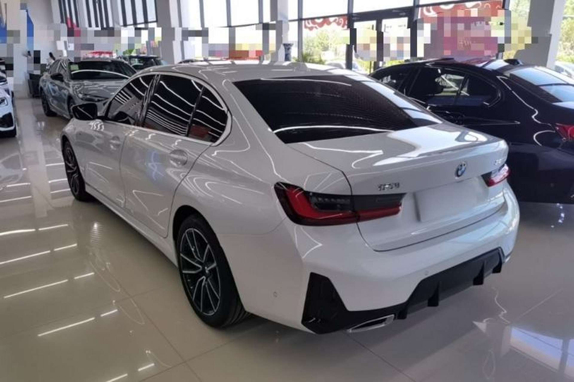 Used BMW 3 Series 2025 325Li M Sport Package Rear Left 45 Deg