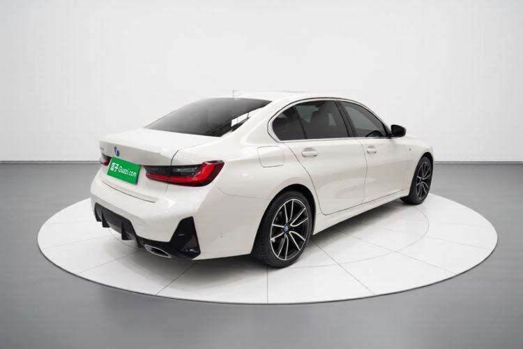 Used BMW 3 Series 2025 325Li M Sport Package Rear Right 45 Deg