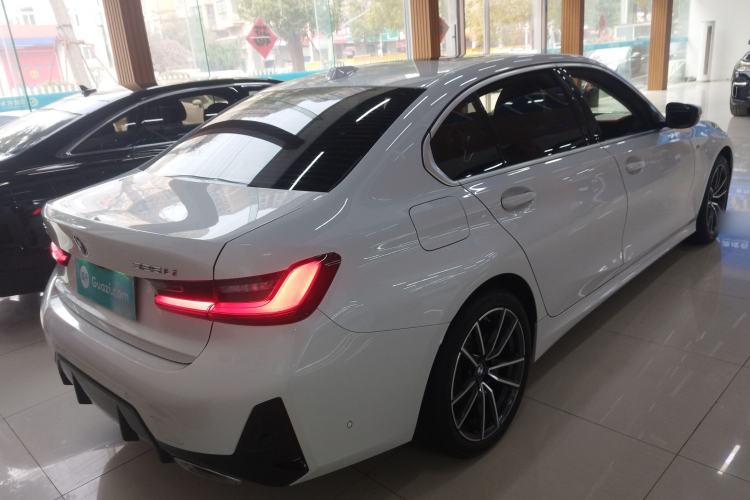 Used BMW 3 Series 2025 325Li M Sport Package Rear Right 45 Deg