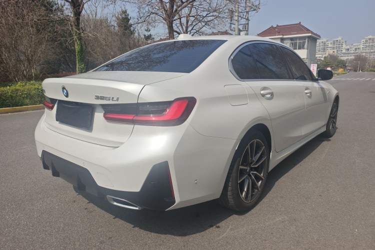 Used BMW 3 Series 2025 325Li M Sport Package Rear Right 45 Deg