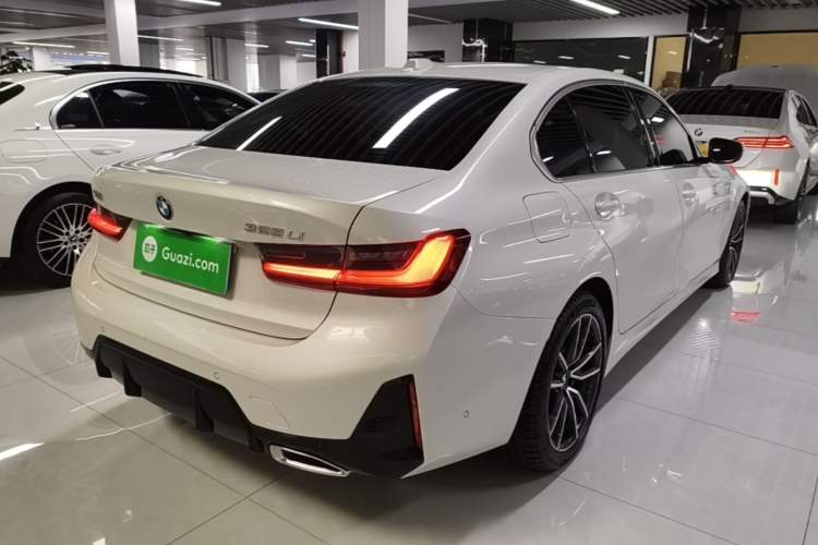 Used BMW 3 Series 2025 325Li M Sport Package Rear Right 45 Deg
